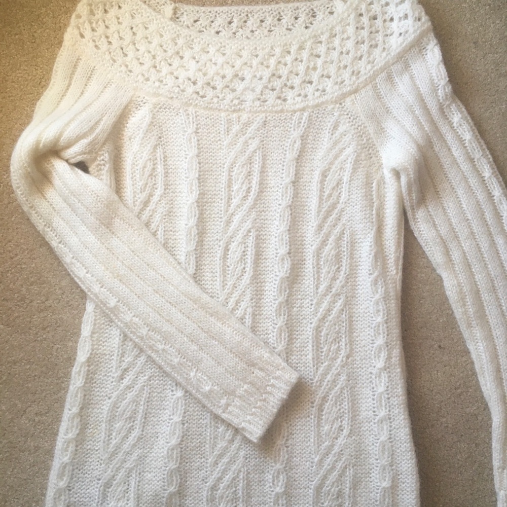 Elegant White Cable Knit Sweater